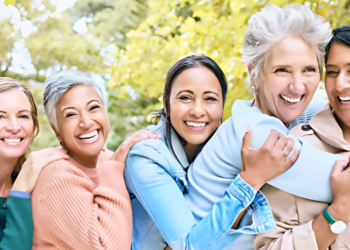 Vriendschappen en sociale eenzaamheid bij vrouwen 40+: Hoe je nieuwe connecties maakt en bestaande banden versterkt