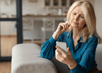 “Karin (46) en Tinder: Wanneer Je Match Nog in de Groei Is”